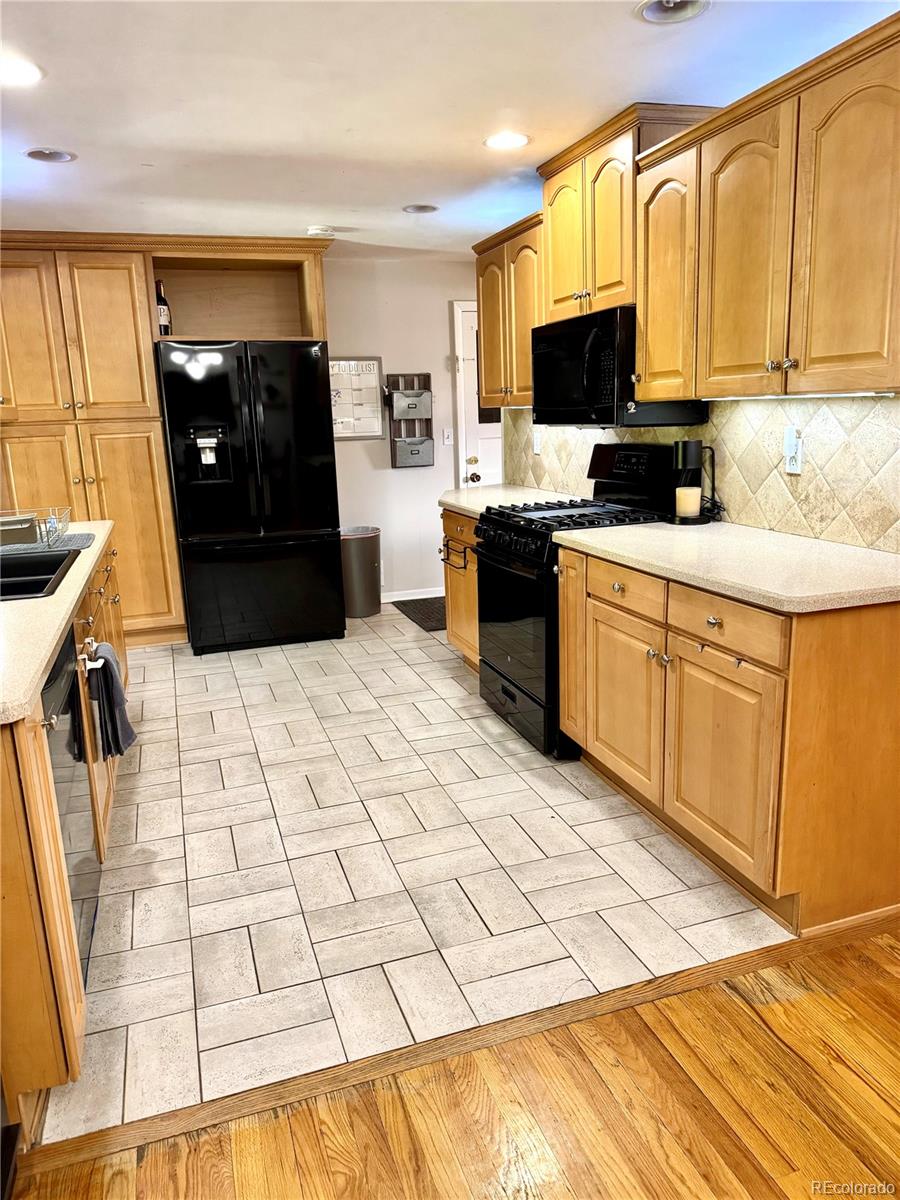 MLS Image #7 for 6616 s lincoln street,centennial, Colorado