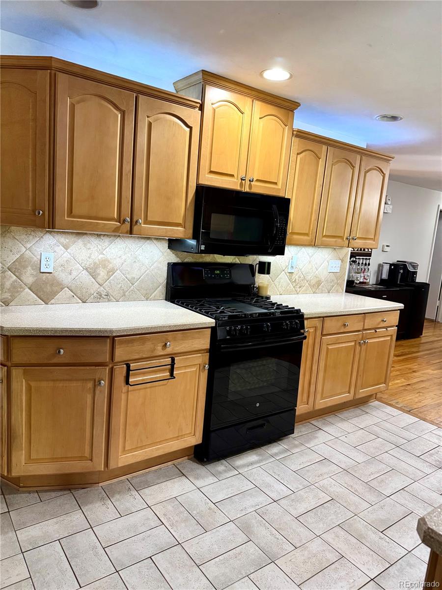 MLS Image #8 for 6616 s lincoln street,centennial, Colorado