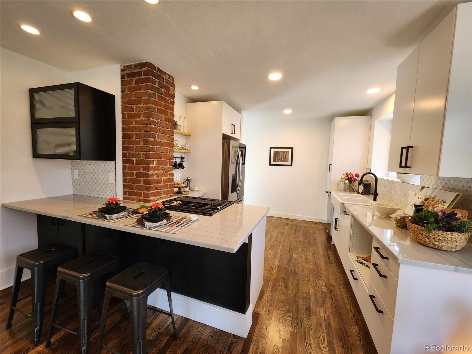 MLS Image #4 for 2872  dahlia street,denver, Colorado