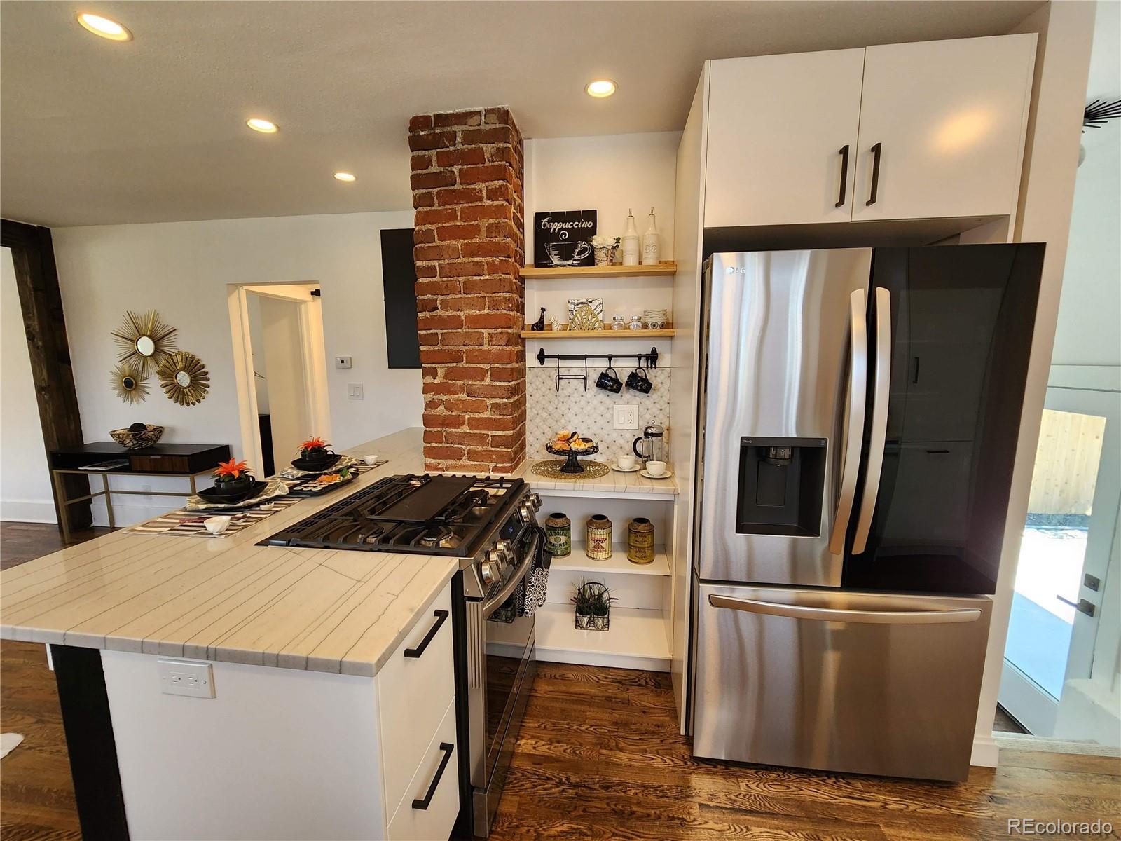 MLS Image #5 for 2872  dahlia street,denver, Colorado
