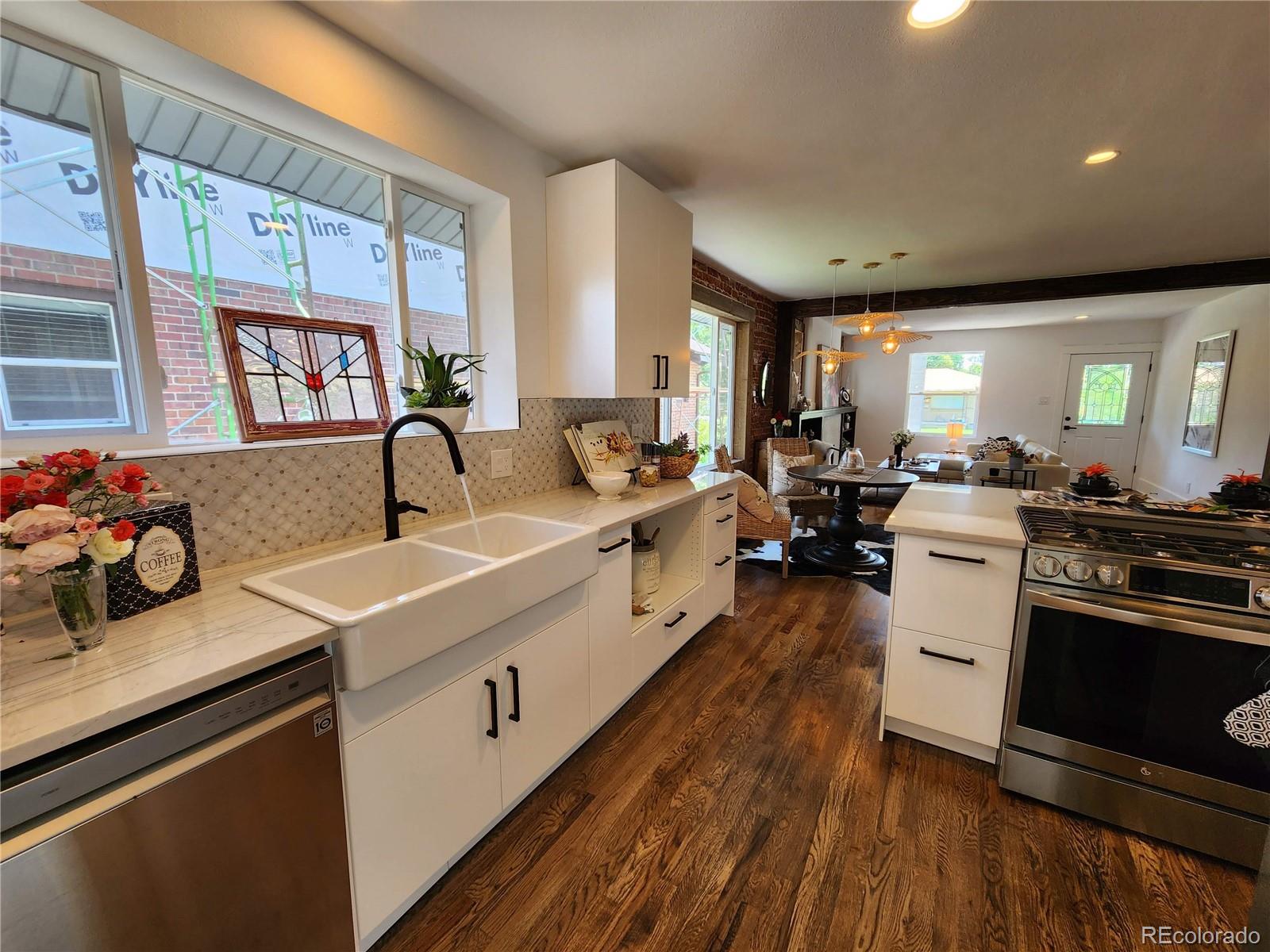 MLS Image #6 for 2872  dahlia street,denver, Colorado