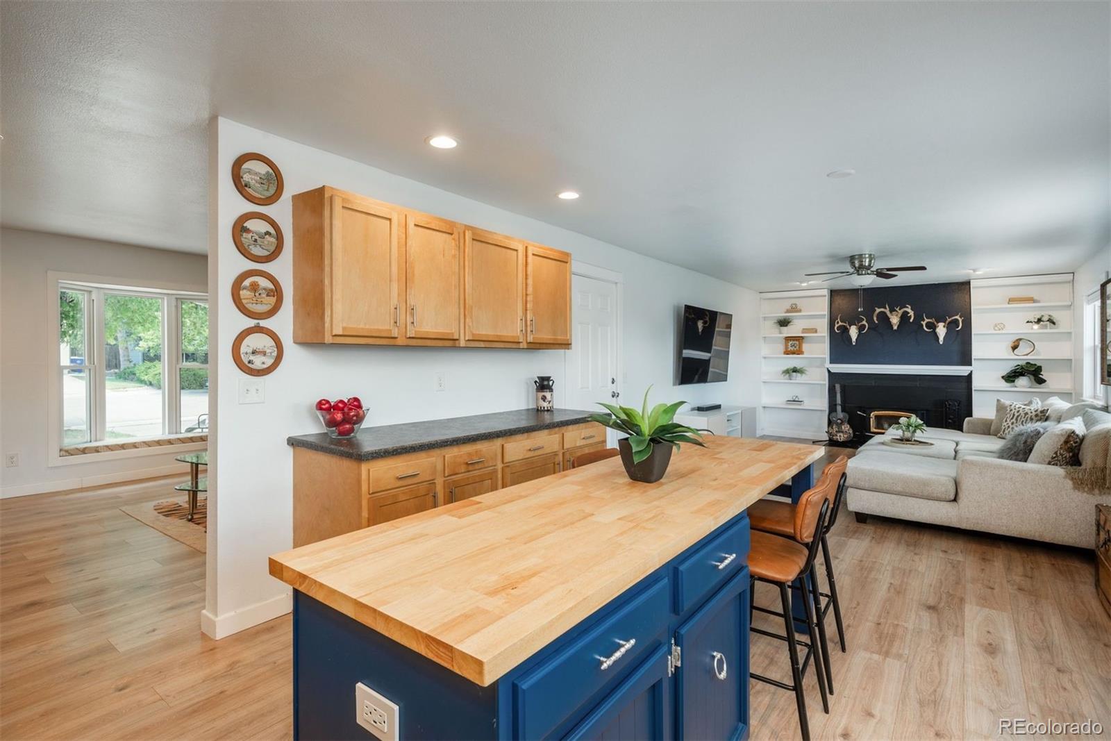 MLS Image #11 for 1237 s memphis street,aurora, Colorado
