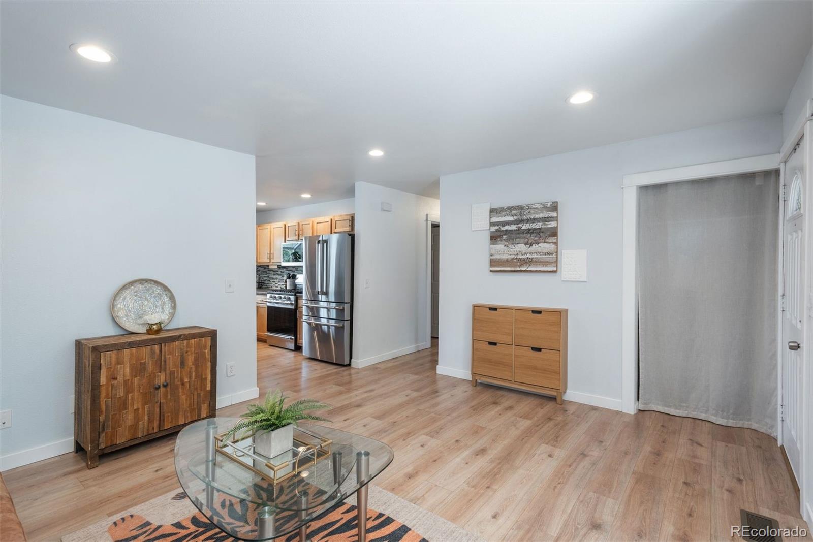 MLS Image #5 for 1237 s memphis street,aurora, Colorado