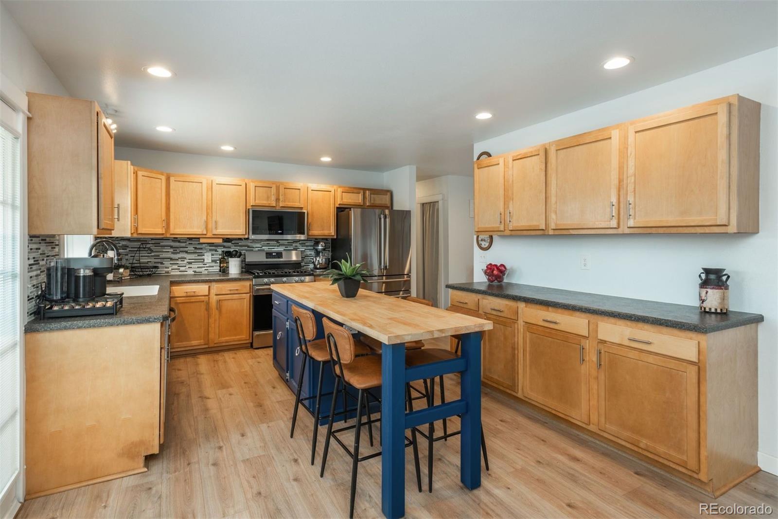 MLS Image #6 for 1237 s memphis street,aurora, Colorado