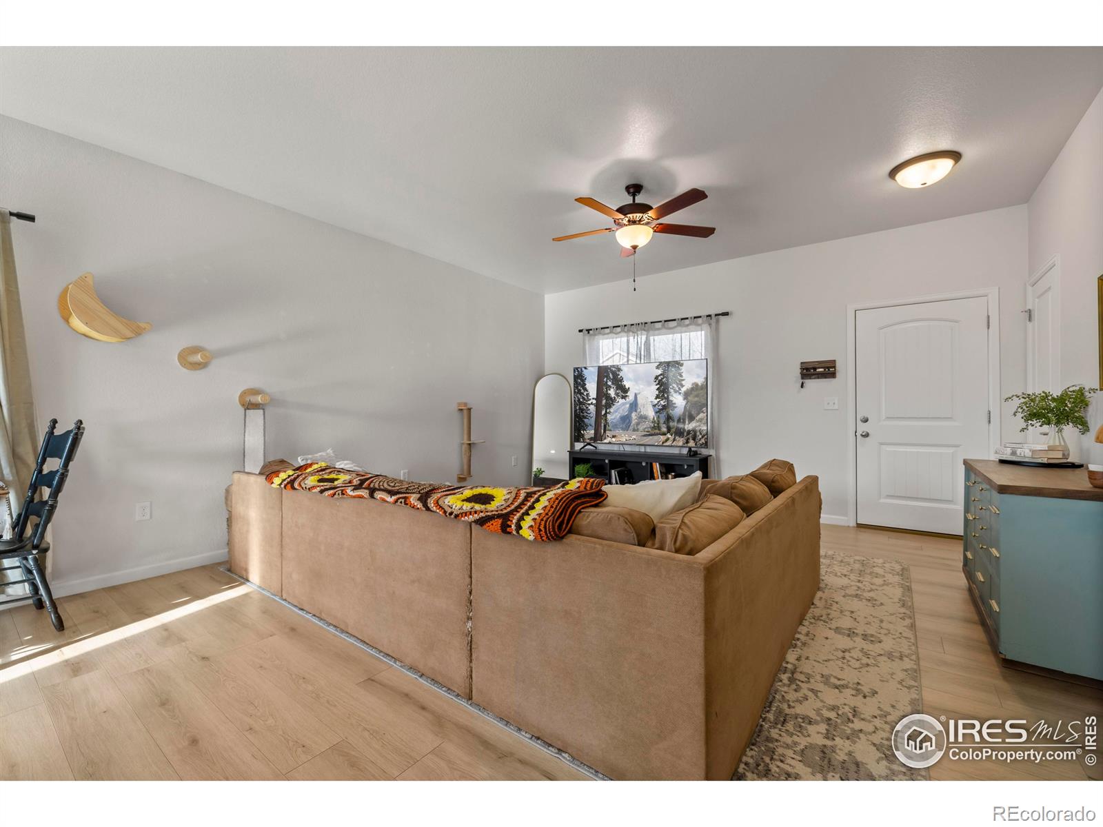 MLS Image #3 for 882 s carriage drive,milliken, Colorado