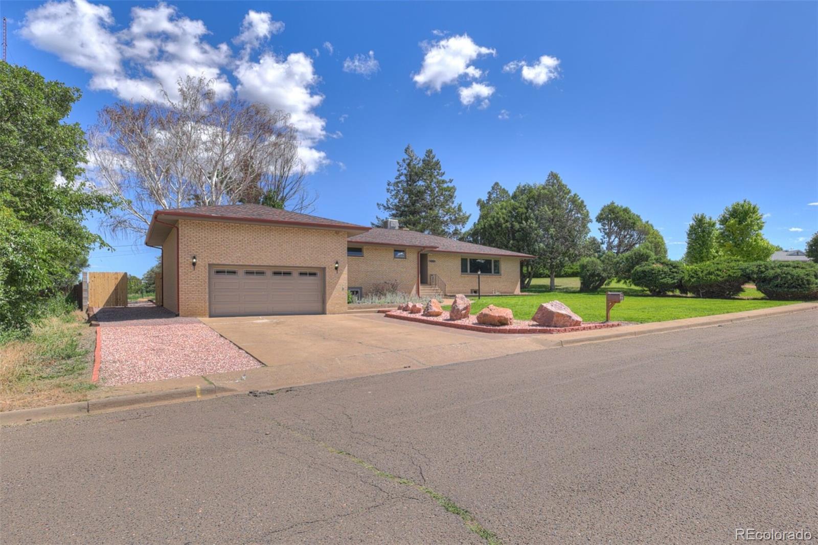 MLS Image #2 for 107  radio drive,trinidad, Colorado