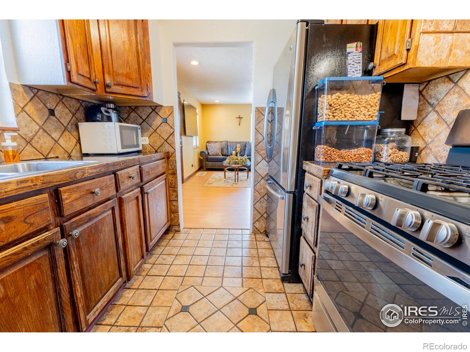 MLS Image #6 for 3021  grape street,denver, Colorado