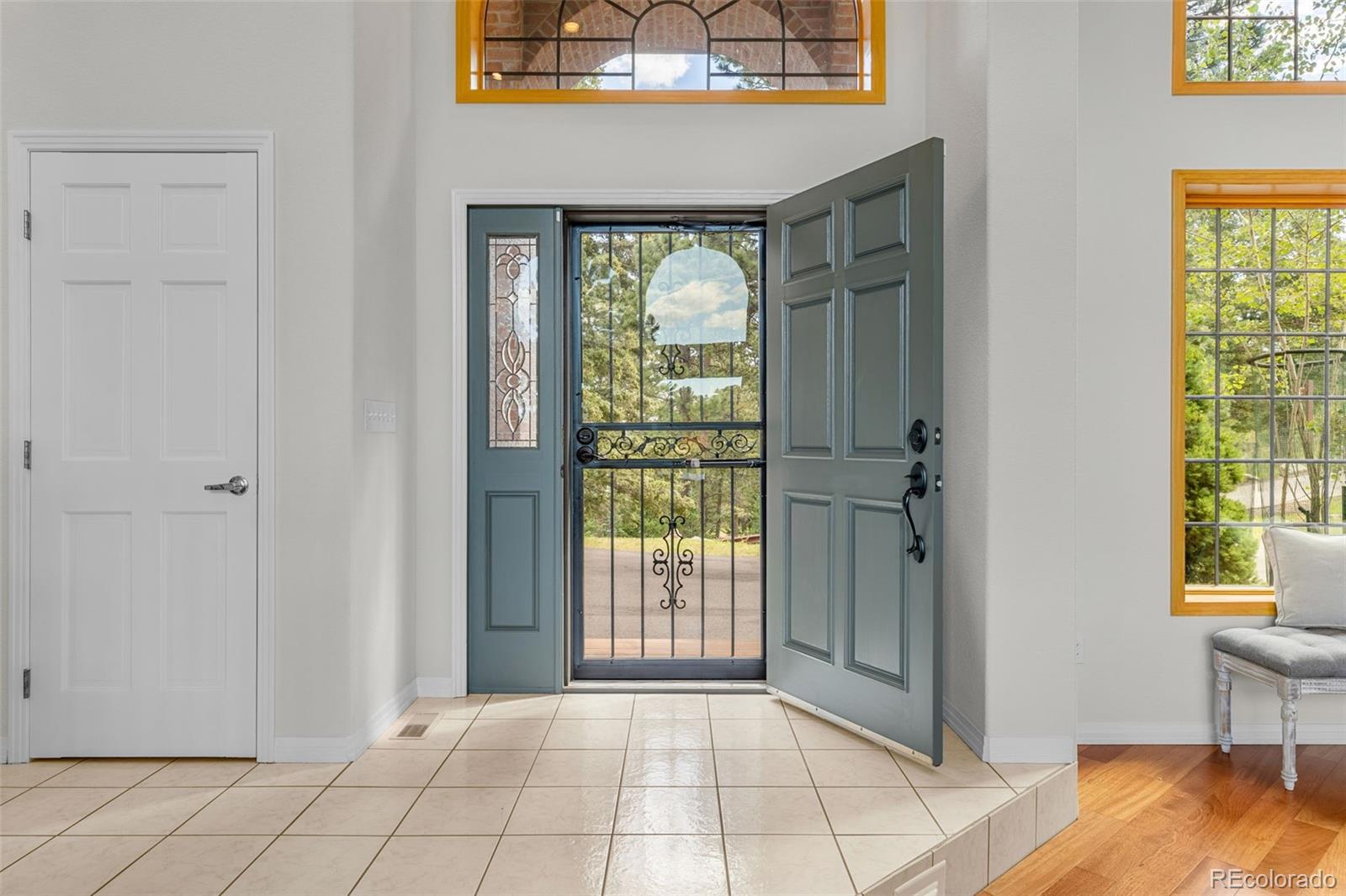 MLS Image #7 for 23471  morning rose drive,golden, Colorado