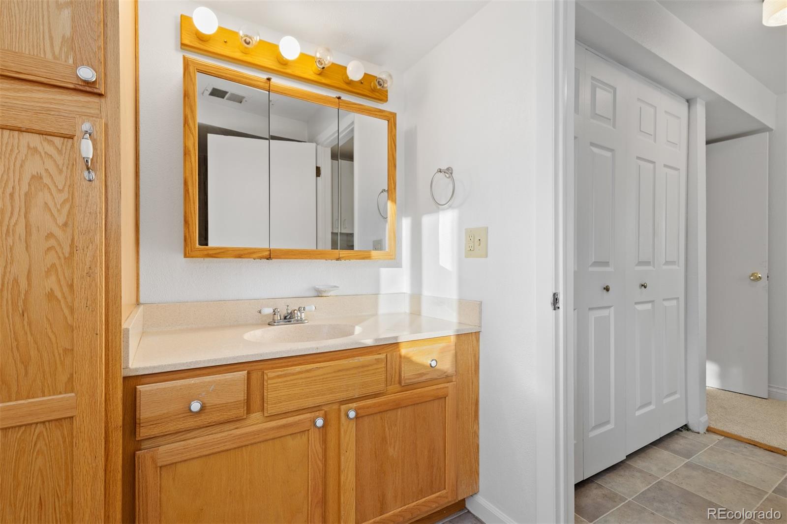 MLS Image #28 for 7926 e fremont avenue,centennial, Colorado