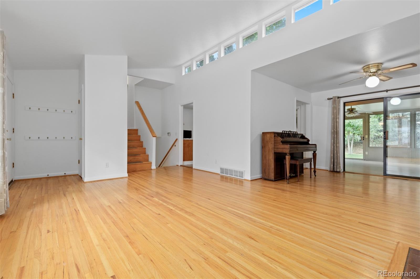 MLS Image #3 for 7926 e fremont avenue,centennial, Colorado