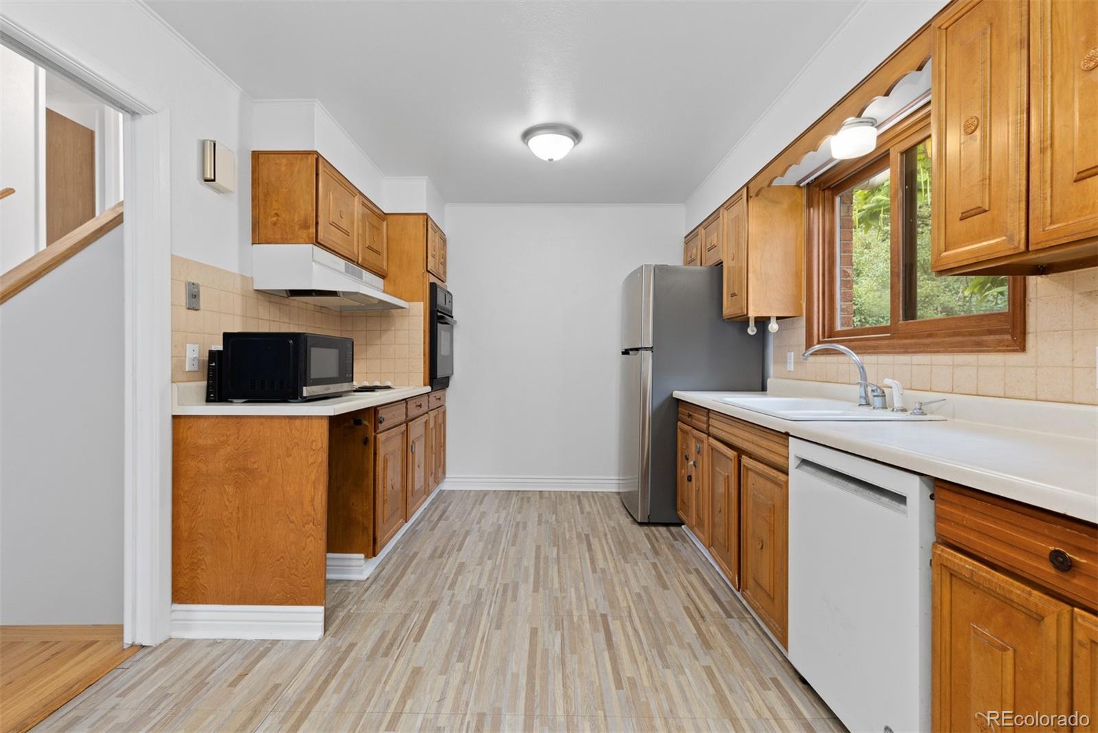 MLS Image #8 for 7926 e fremont avenue,centennial, Colorado