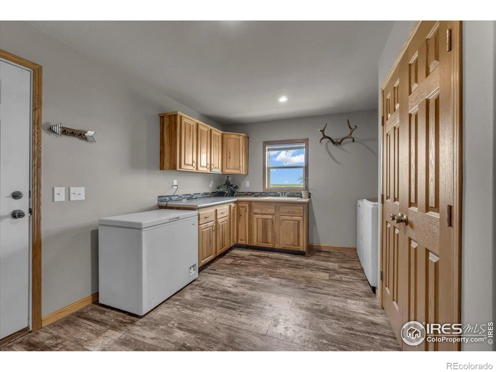 MLS Image #16 for 50294  county road 15 ,wellington, Colorado
