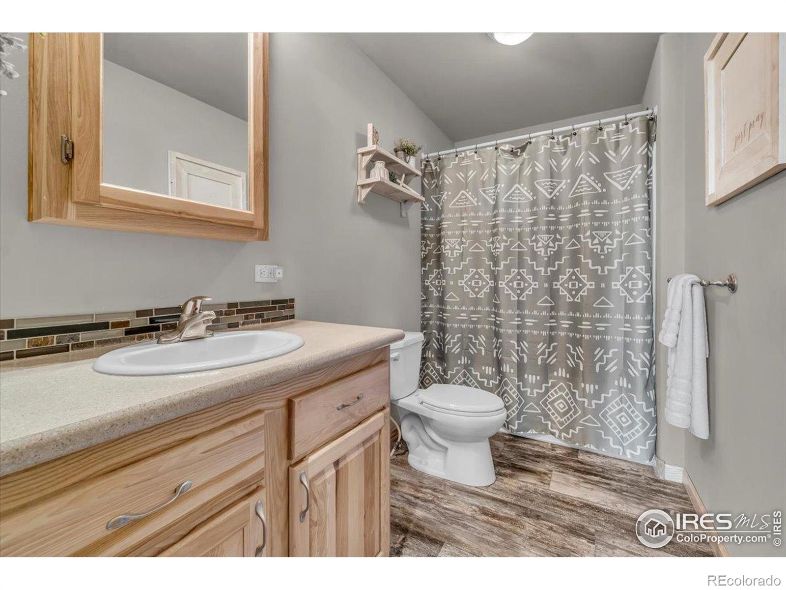 MLS Image #17 for 50294  county road 15 ,wellington, Colorado
