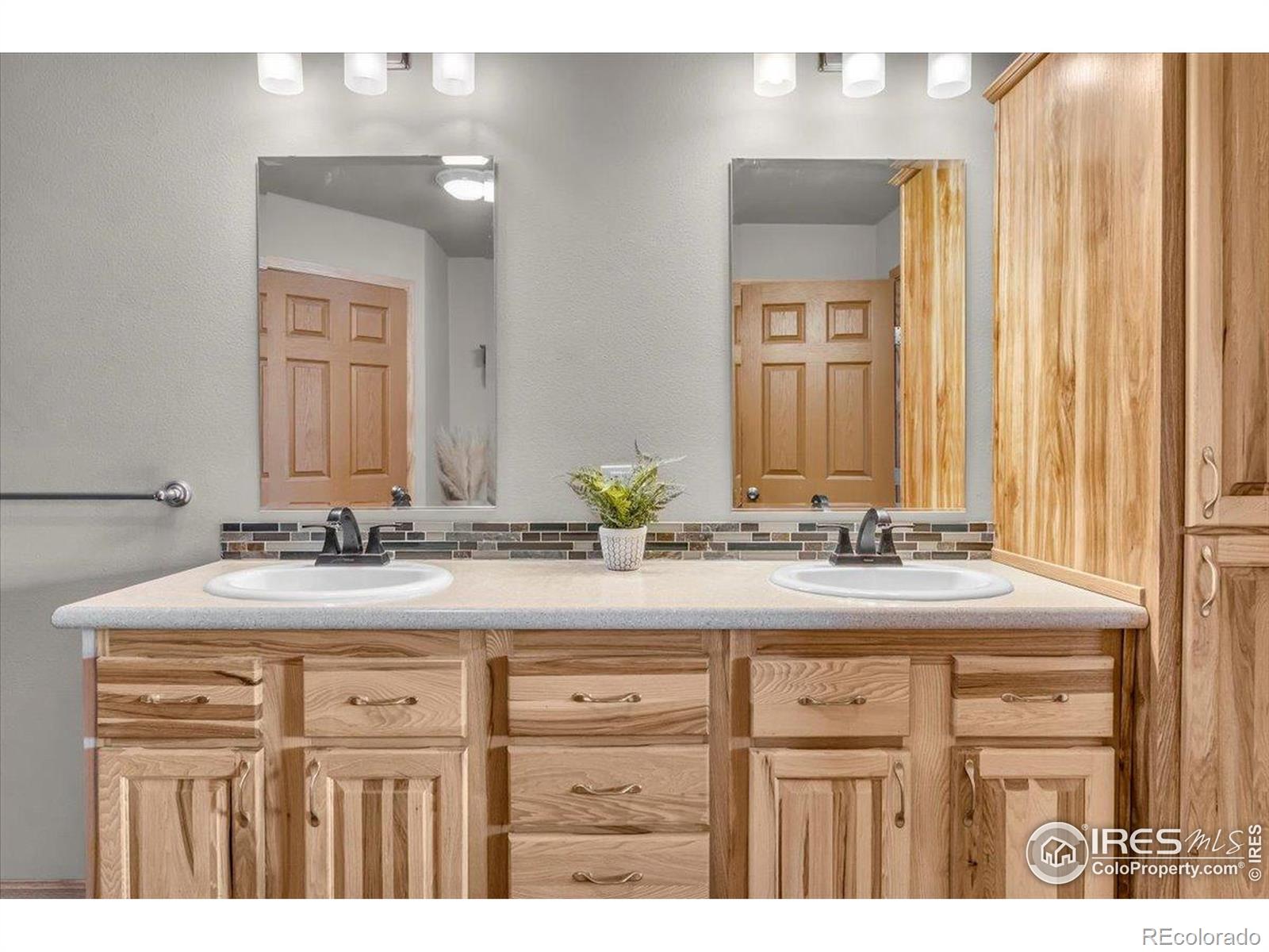 MLS Image #25 for 50294  county road 15 ,wellington, Colorado