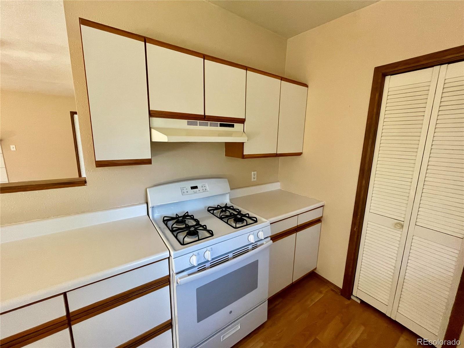 MLS Image #12 for 6616  high drive,morrison, Colorado
