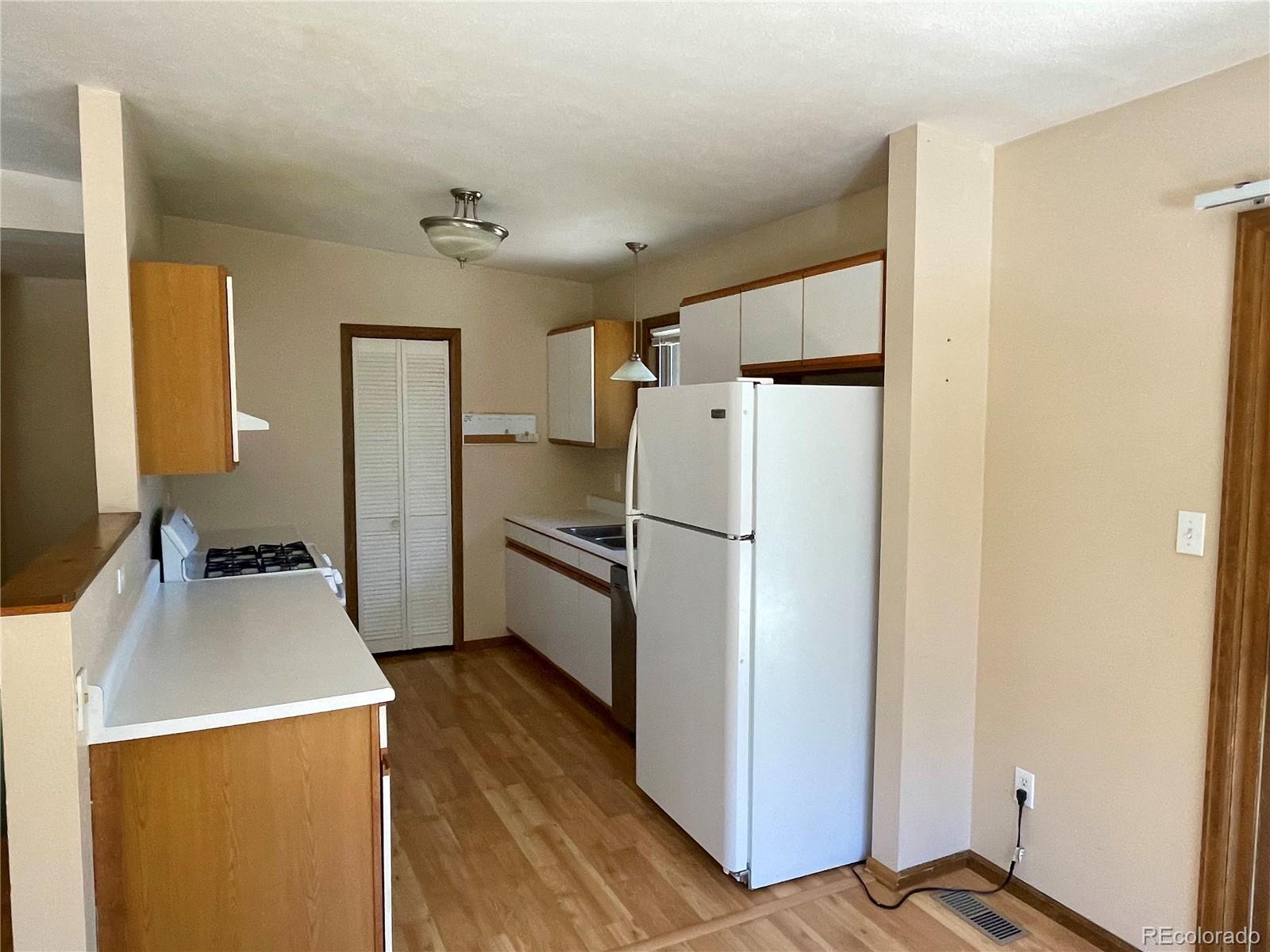 MLS Image #14 for 6616  high drive,morrison, Colorado