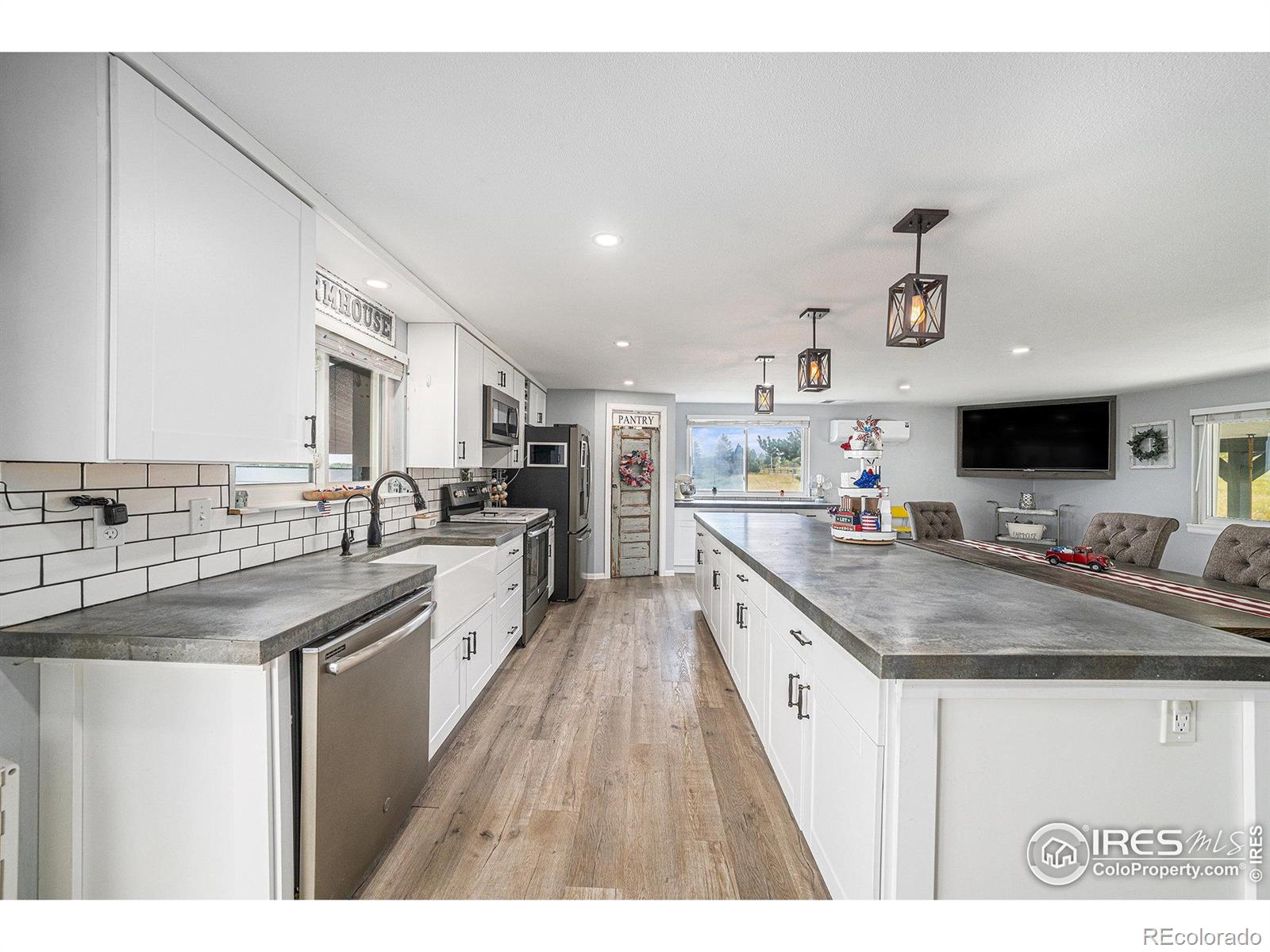 MLS Image #9 for 512  mustang drive,loveland, Colorado