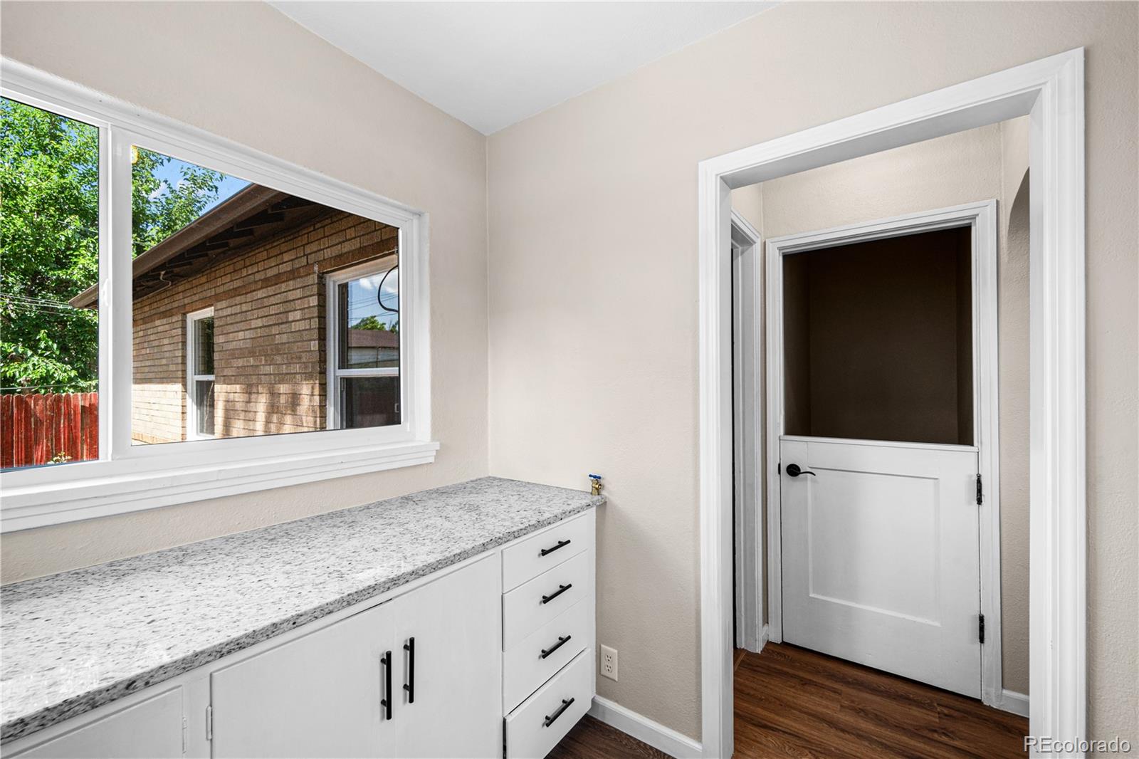 MLS Image #13 for 324 w grant avenue,pueblo, Colorado
