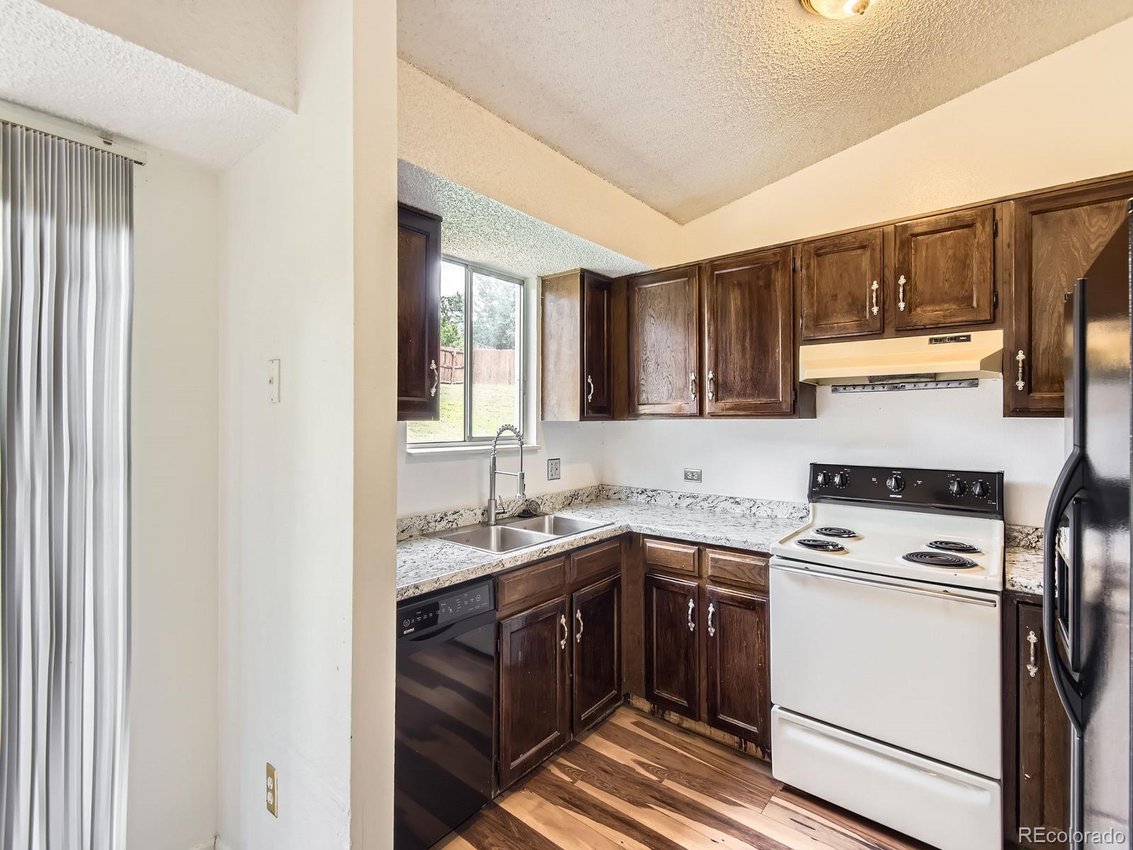 MLS Image #10 for 2026 s olathe street,aurora, Colorado