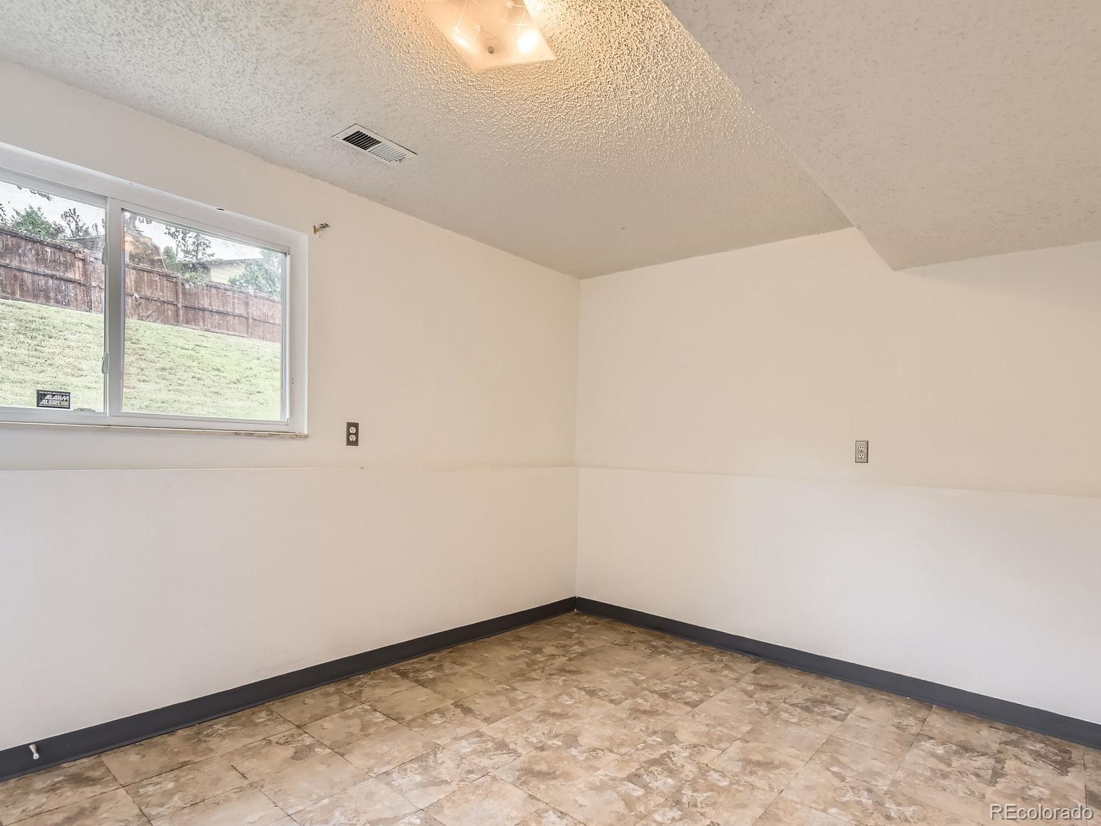 MLS Image #14 for 2026 s olathe street,aurora, Colorado
