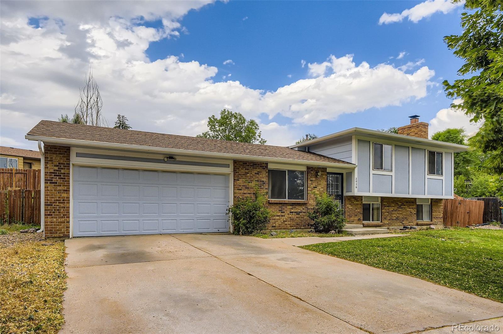 MLS Image #3 for 2026 s olathe street,aurora, Colorado