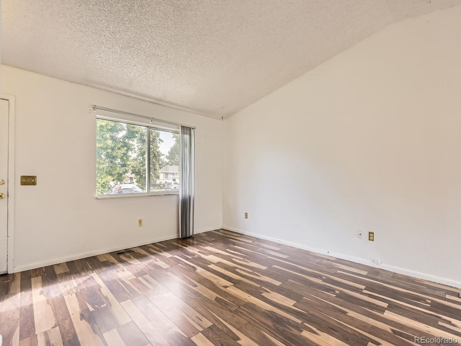 MLS Image #7 for 2026 s olathe street,aurora, Colorado