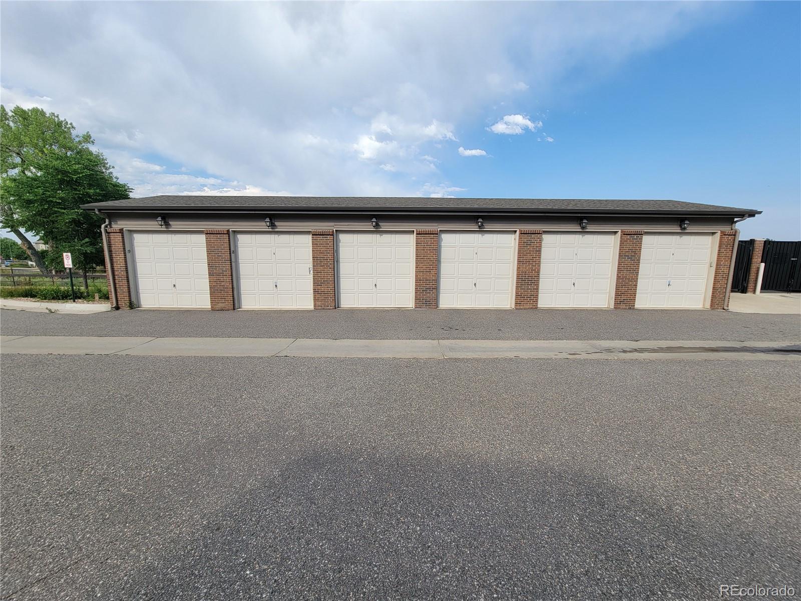 MLS Image #11 for 15354 w 64th lane,arvada, Colorado