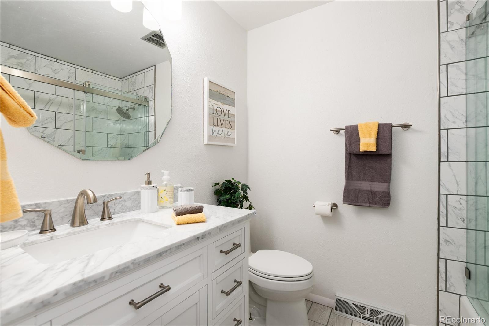 MLS Image #4 for 1622 s beech street,lakewood, Colorado