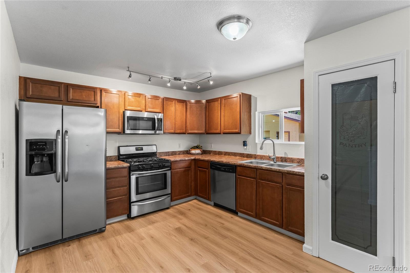 MLS Image #9 for 134  hayes drive,colorado springs, Colorado