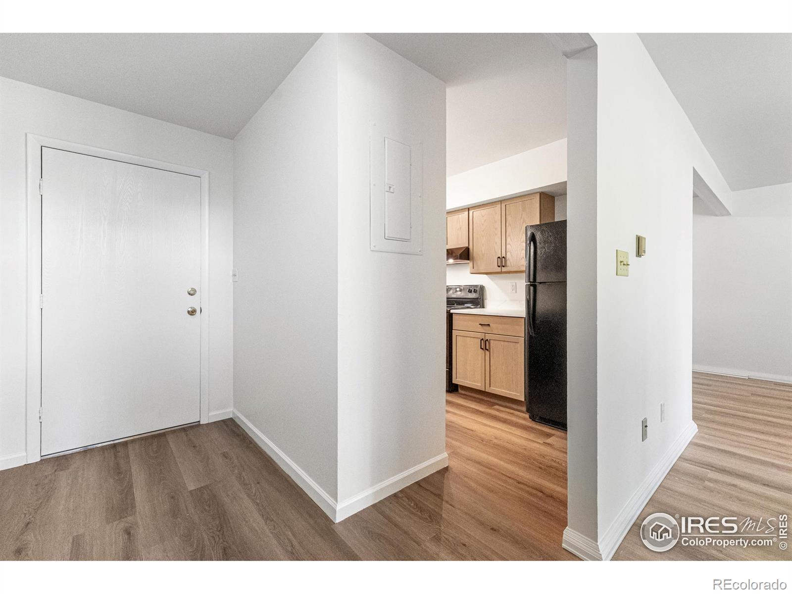 MLS Image #4 for 705 e drake road,fort collins, Colorado