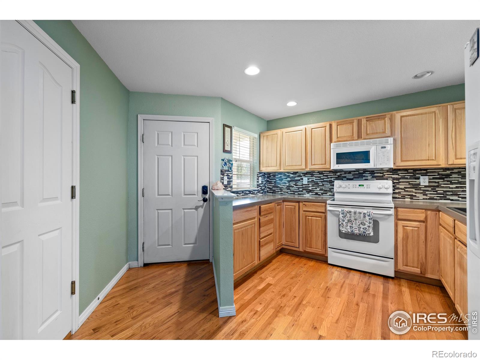 MLS Image #10 for 1014  andrews peak drive,fort collins, Colorado