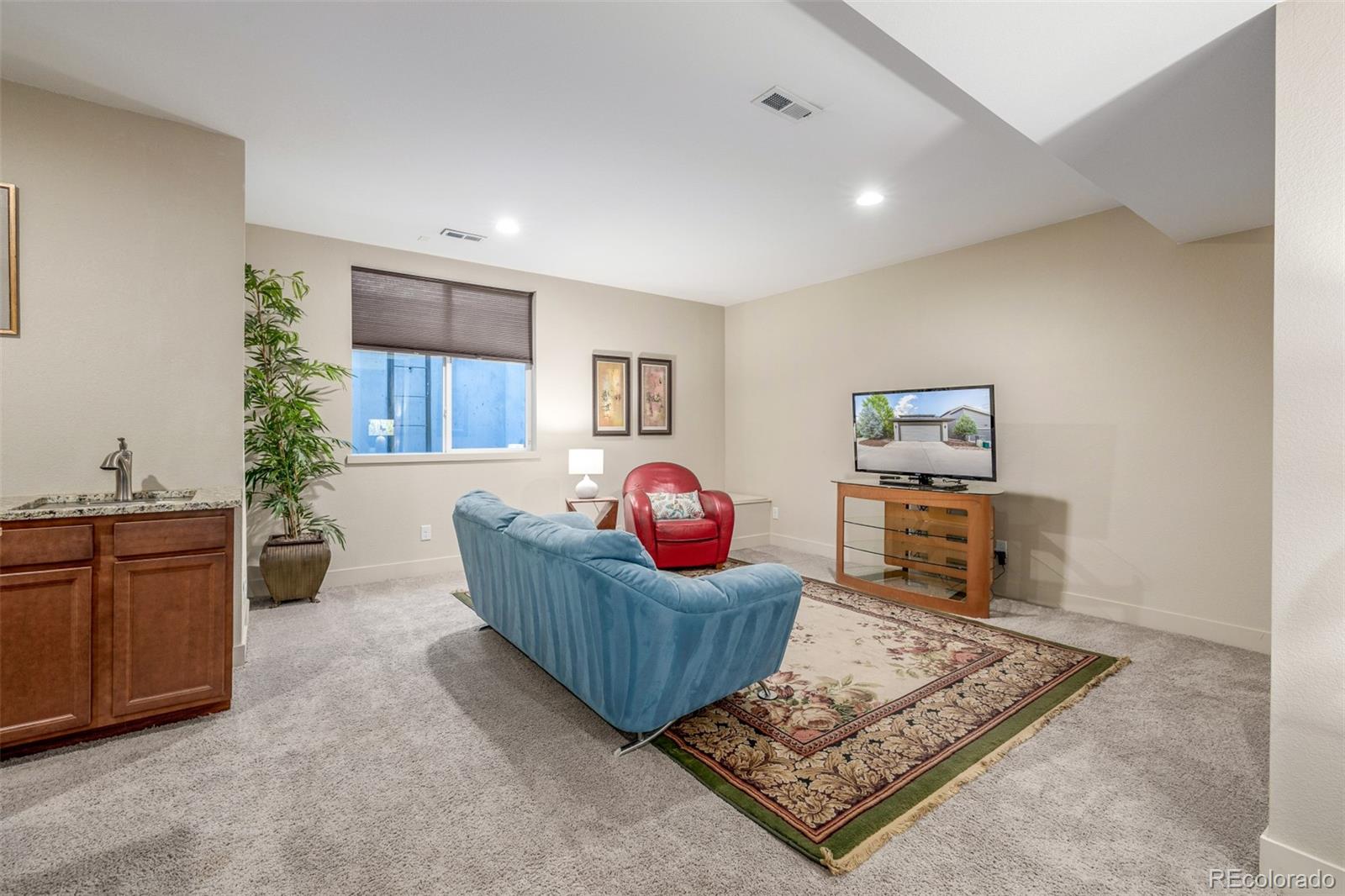 MLS Image #29 for 6761  alan drive,denver, Colorado
