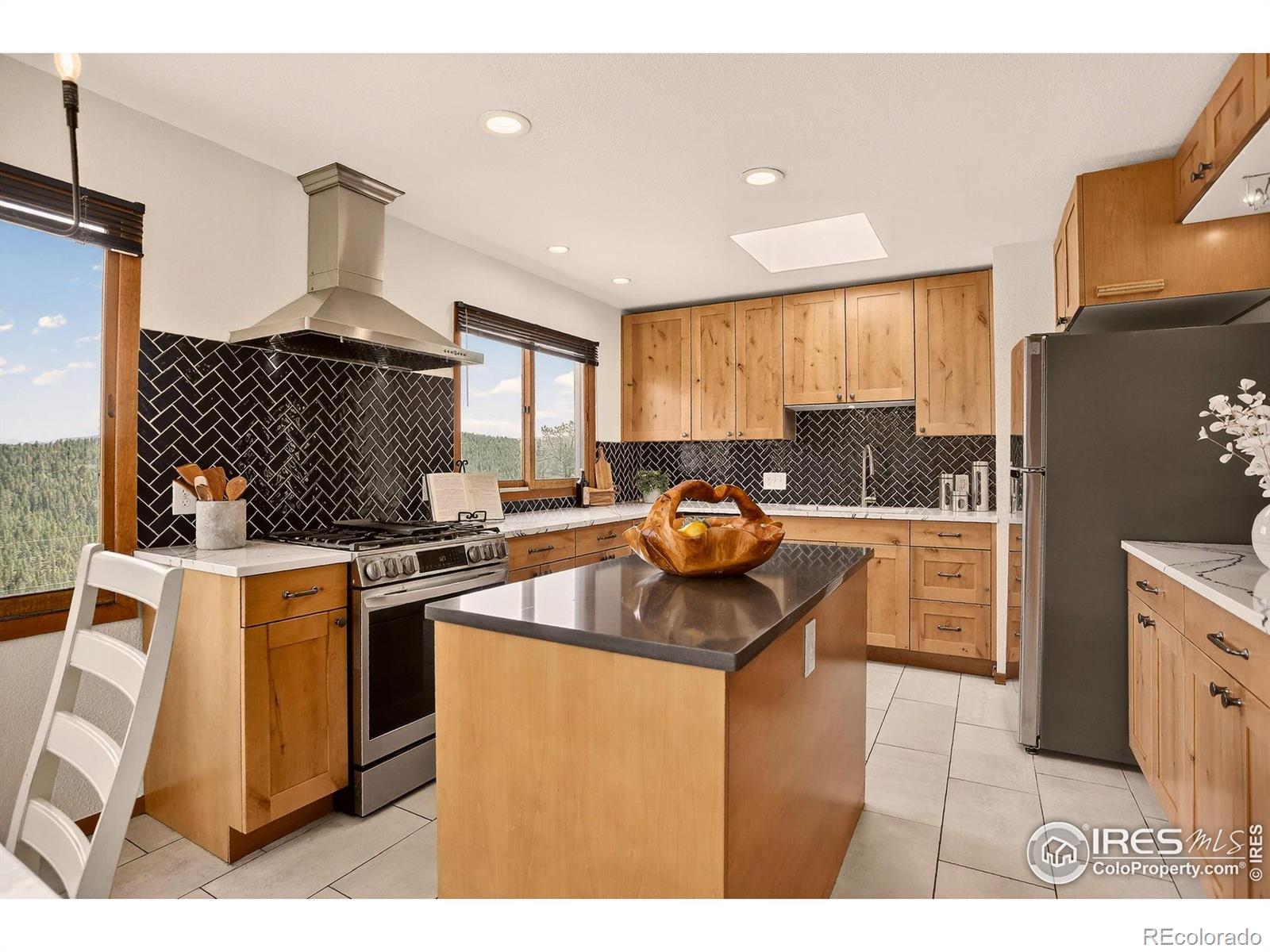MLS Image #22 for 144  coyote court,boulder, Colorado
