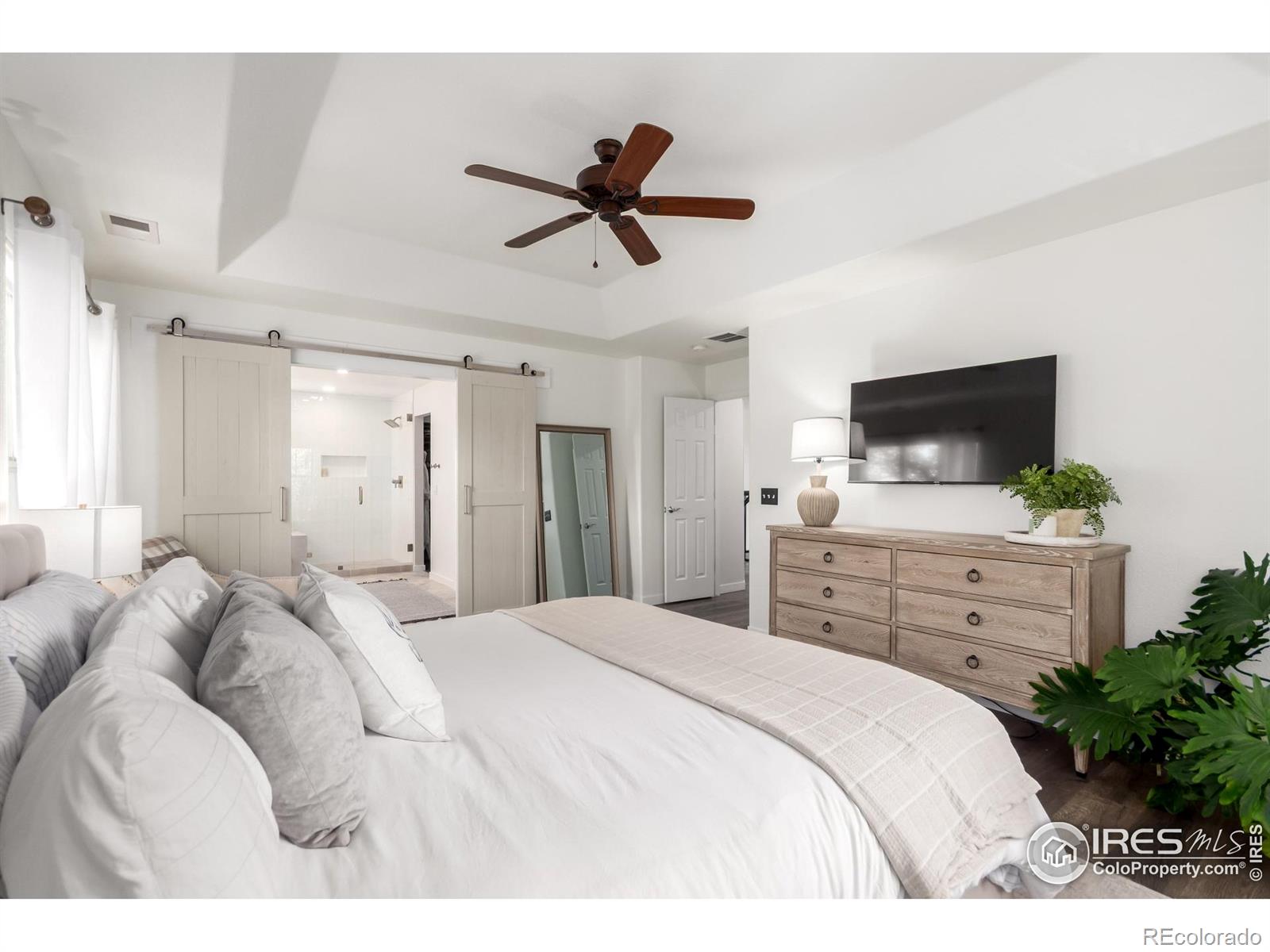 MLS Image #17 for 3290  discovery court,broomfield, Colorado