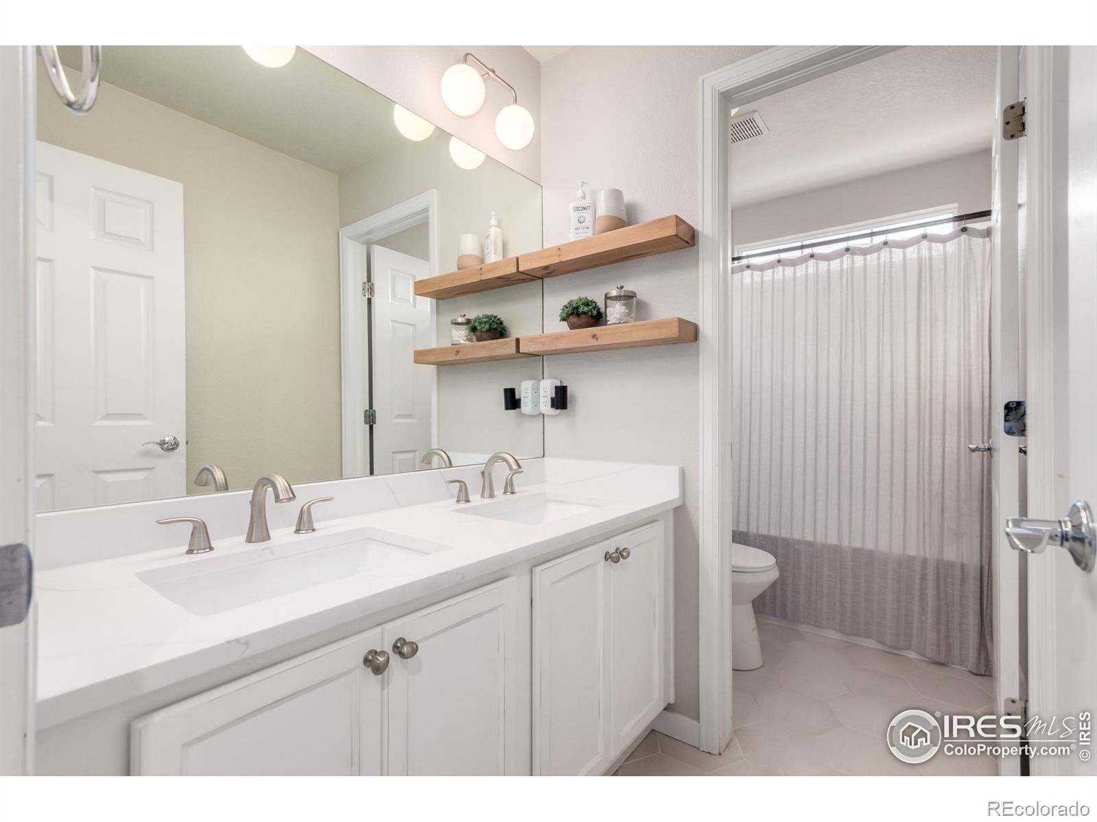 MLS Image #26 for 3290  discovery court,broomfield, Colorado