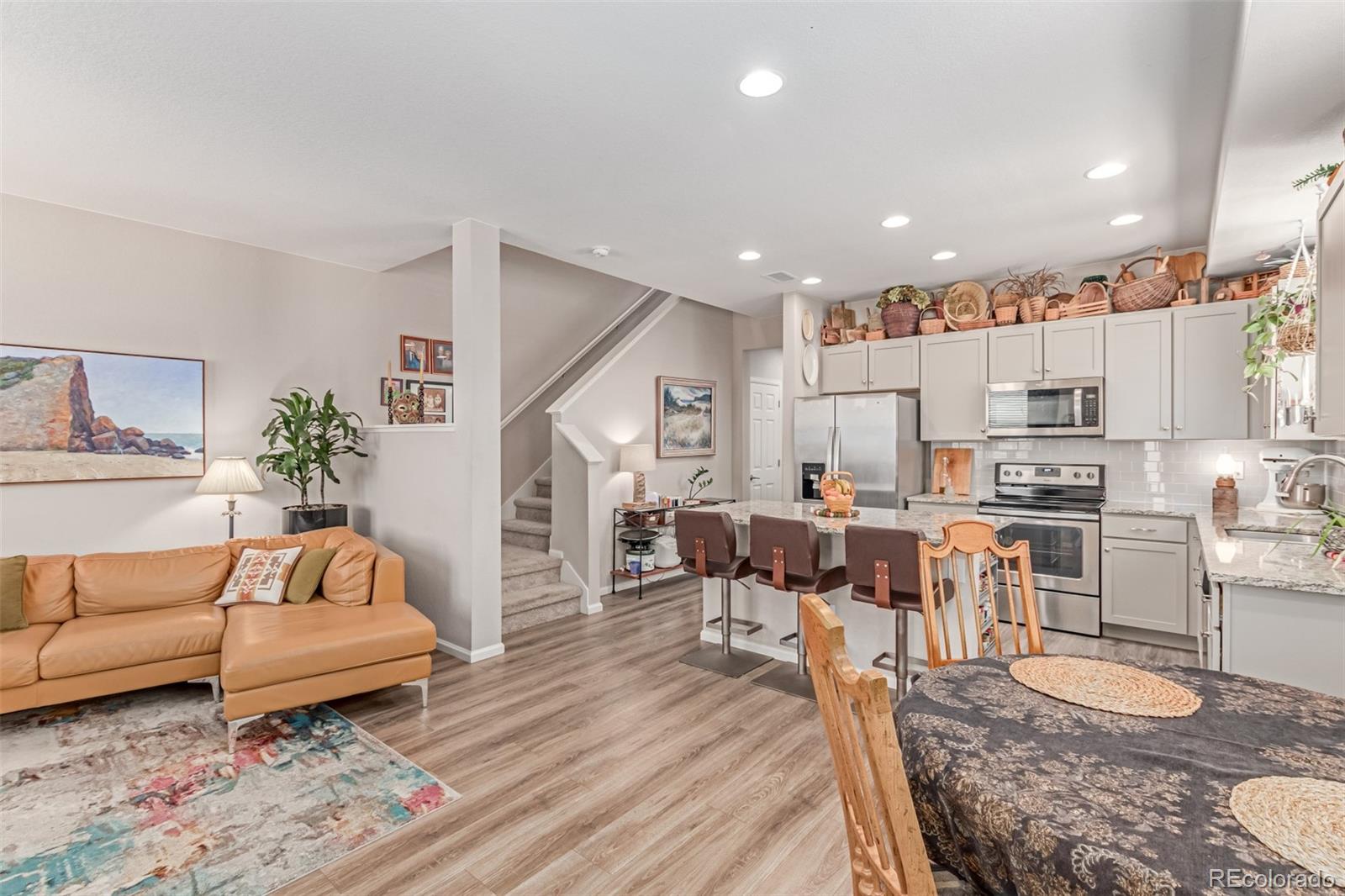 MLS Image #4 for 4790  kittredge street,denver, Colorado
