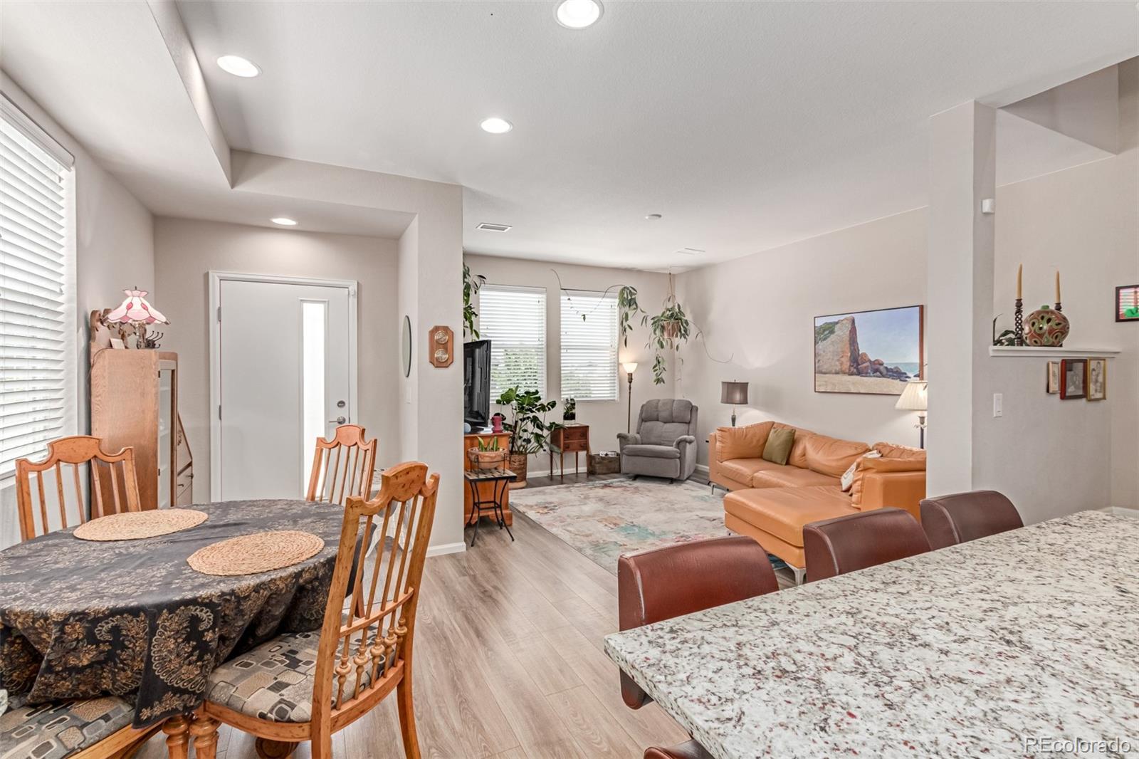 MLS Image #5 for 4790  kittredge street,denver, Colorado