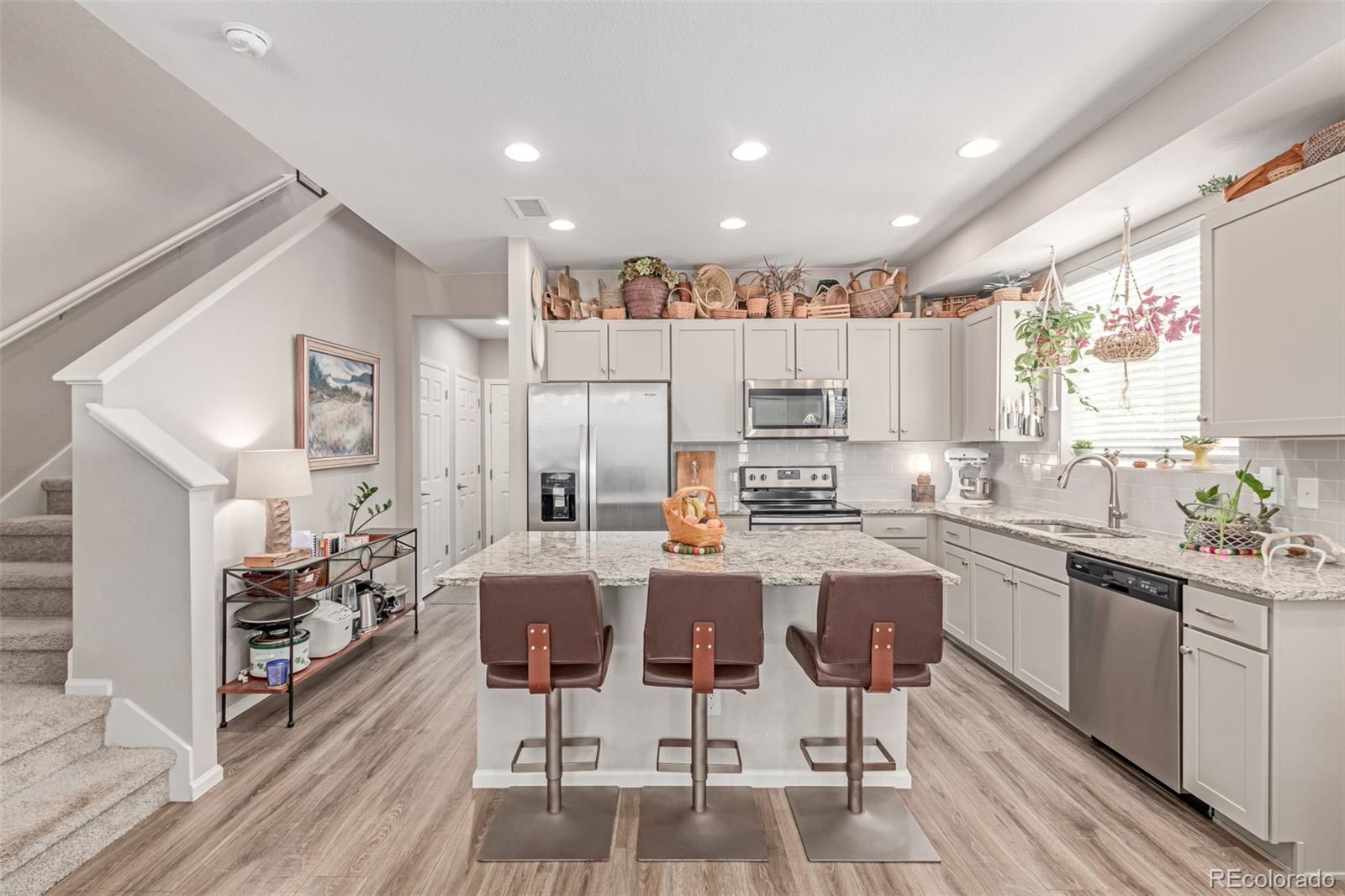 MLS Image #6 for 4790  kittredge street,denver, Colorado