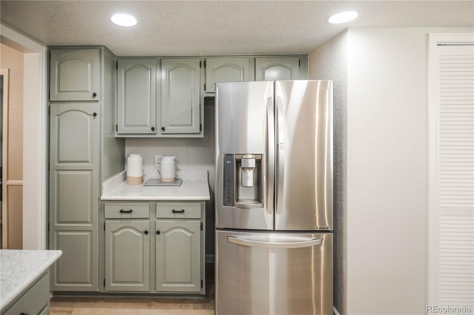 MLS Image #4 for 1409 s moline street,aurora, Colorado