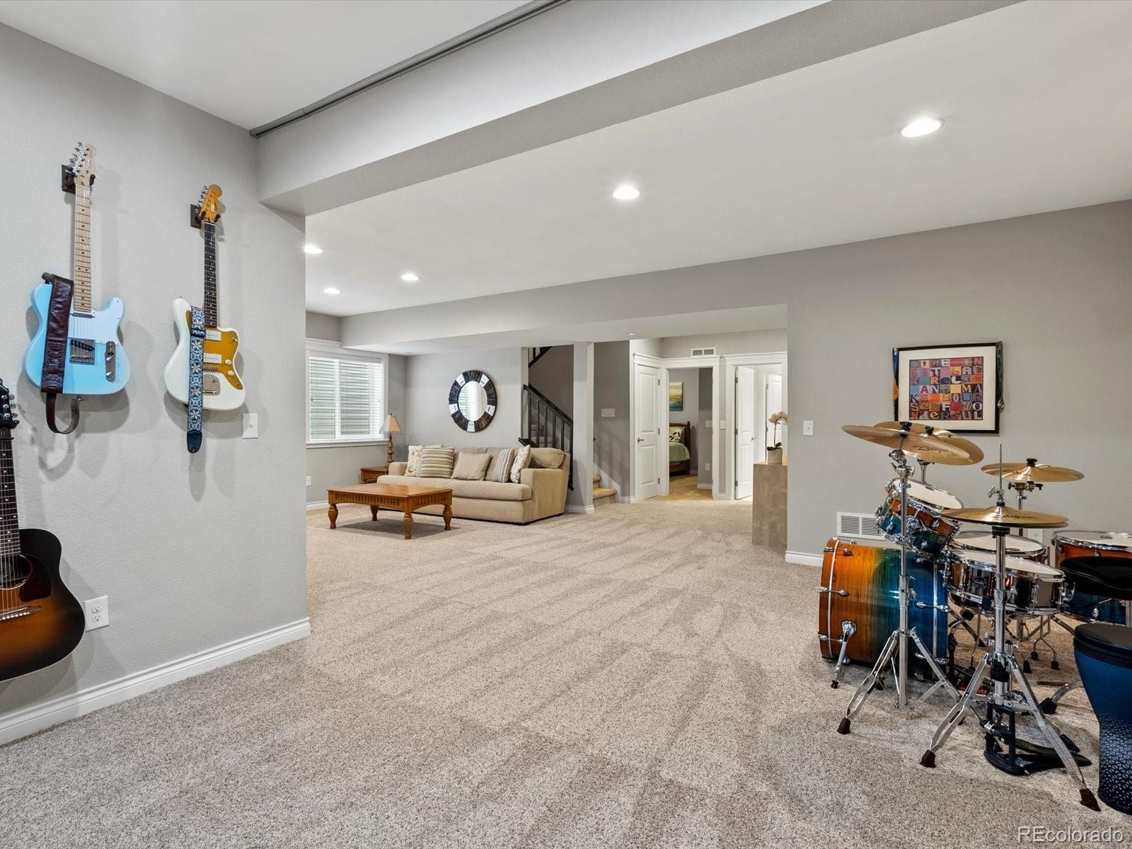 MLS Image #38 for 8012 e 50th drive,denver, Colorado
