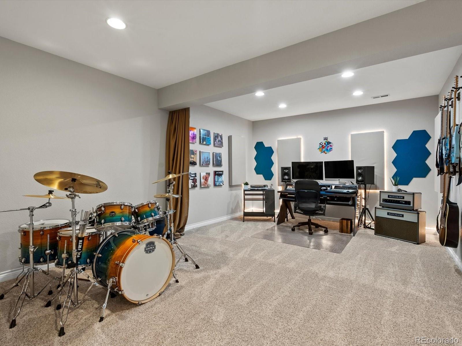 MLS Image #39 for 8012 e 50th drive,denver, Colorado