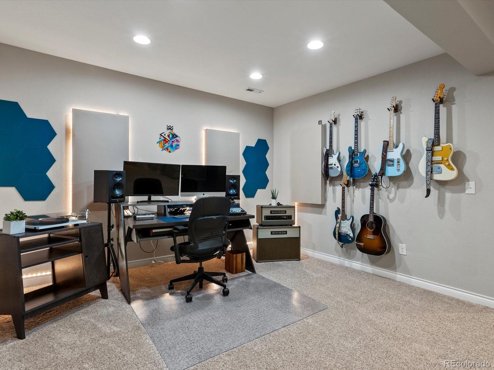 MLS Image #40 for 8012 e 50th drive,denver, Colorado