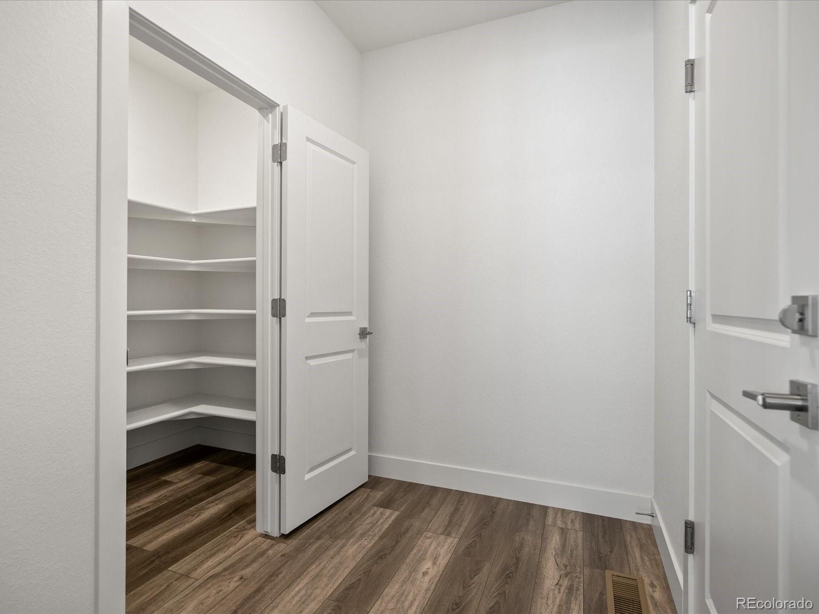 MLS Image #16 for 17843 w 93rd place,arvada, Colorado