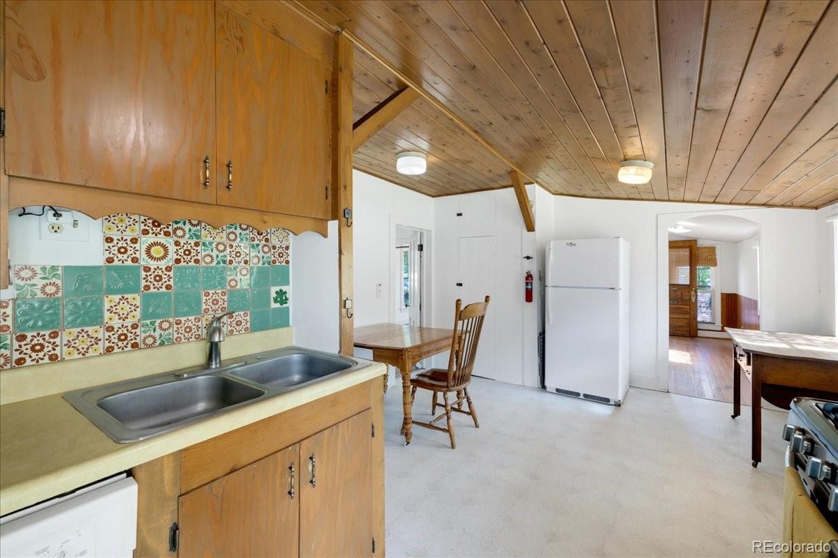 MLS Image #18 for 142 w 4th street,leadville, Colorado