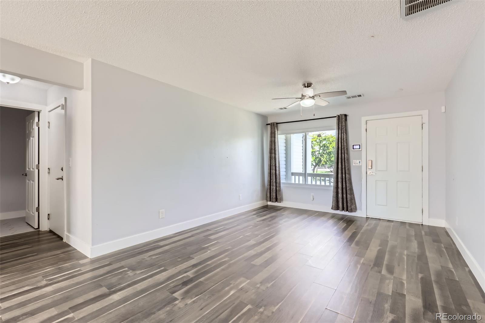 MLS Image #4 for 4932  jasper street,denver, Colorado