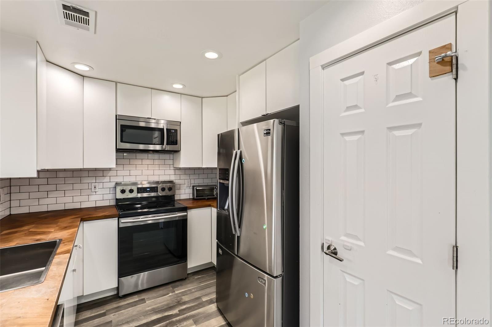 MLS Image #9 for 4932  jasper street,denver, Colorado