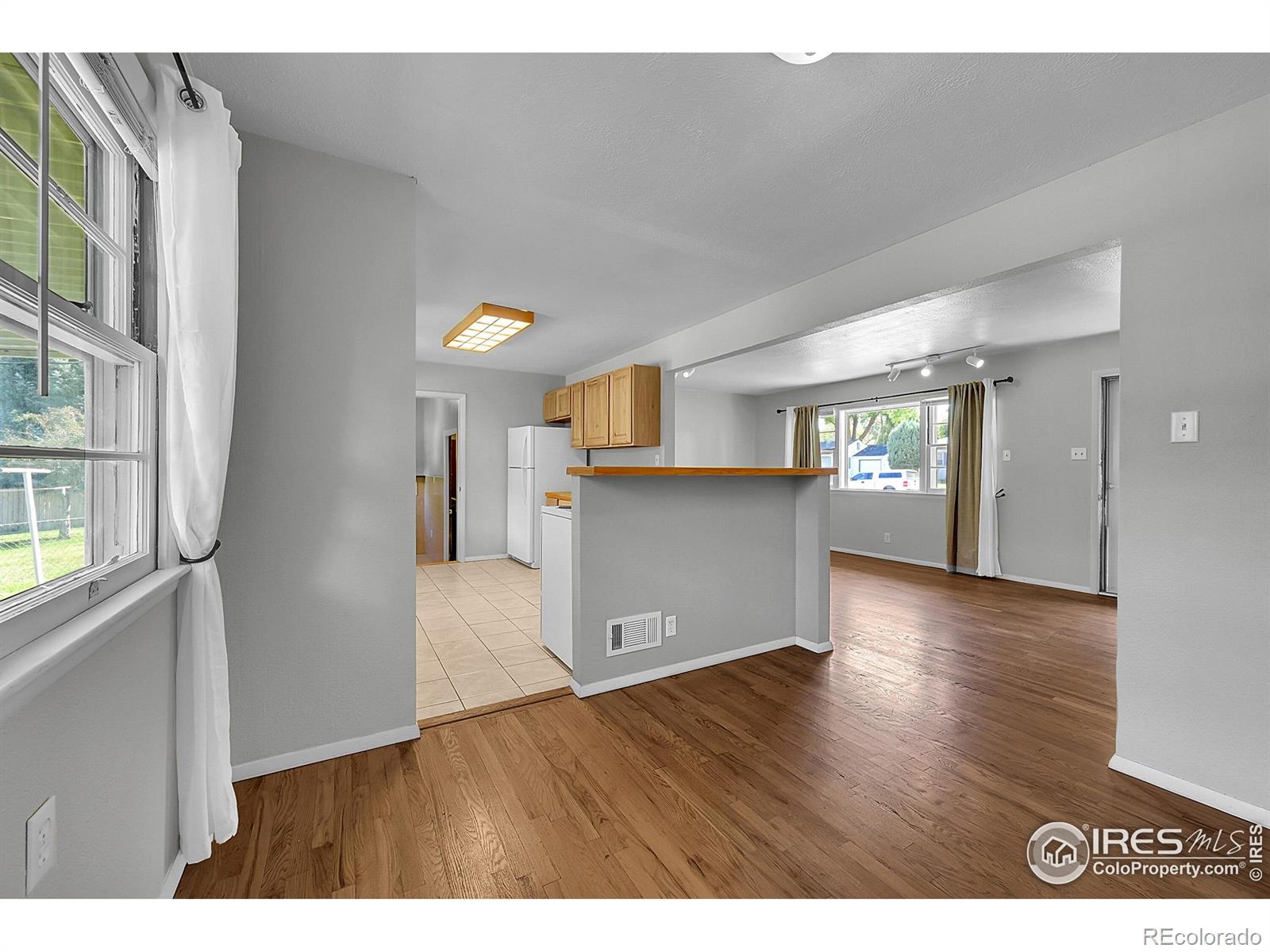 MLS Image #10 for 2416  15th avenue,greeley, Colorado
