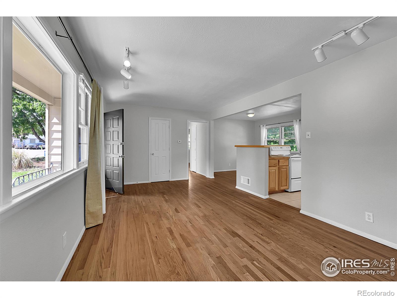 MLS Image #6 for 2416  15th avenue,greeley, Colorado