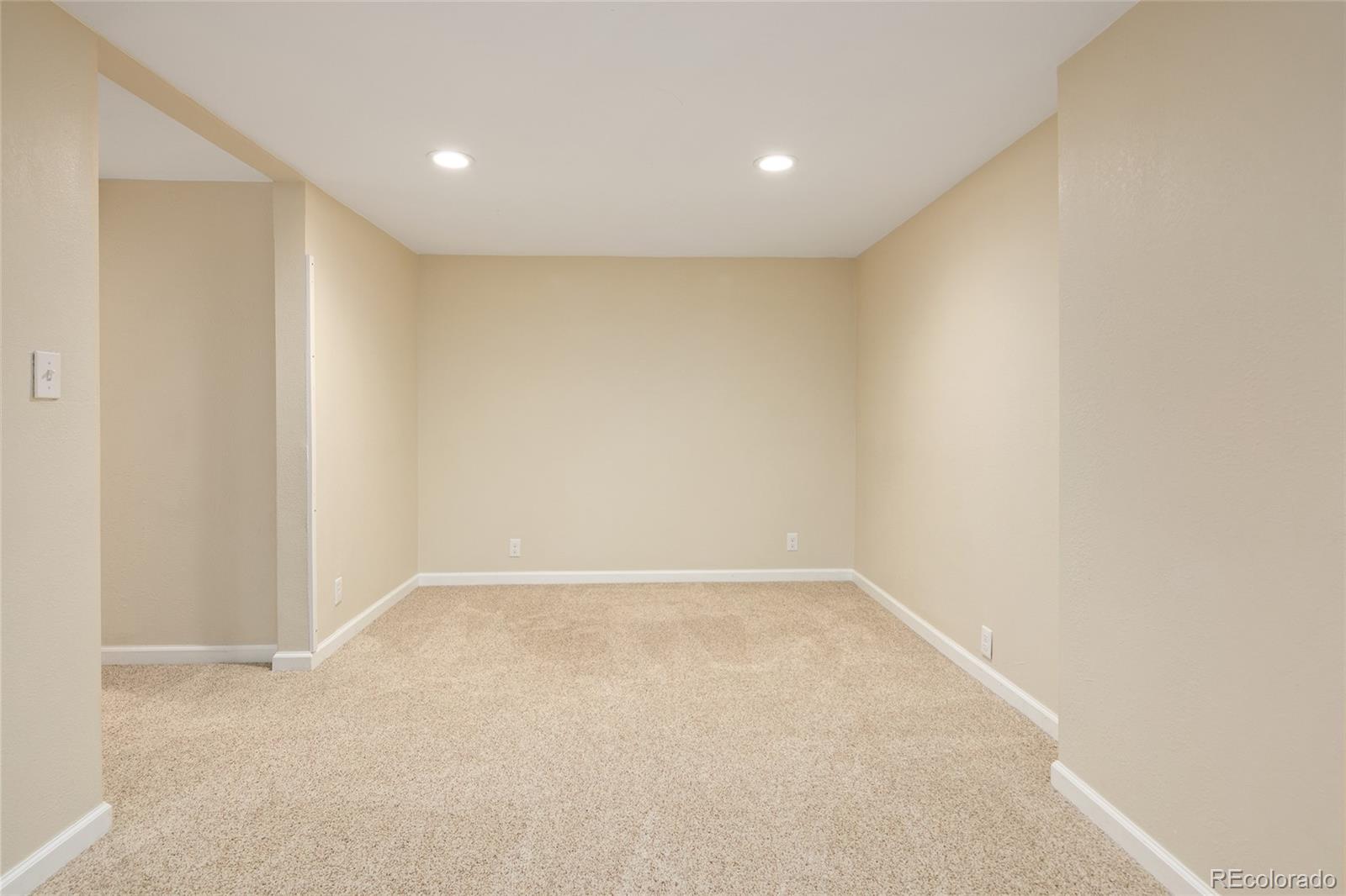 MLS Image #29 for 745 s glencoe street,denver, Colorado