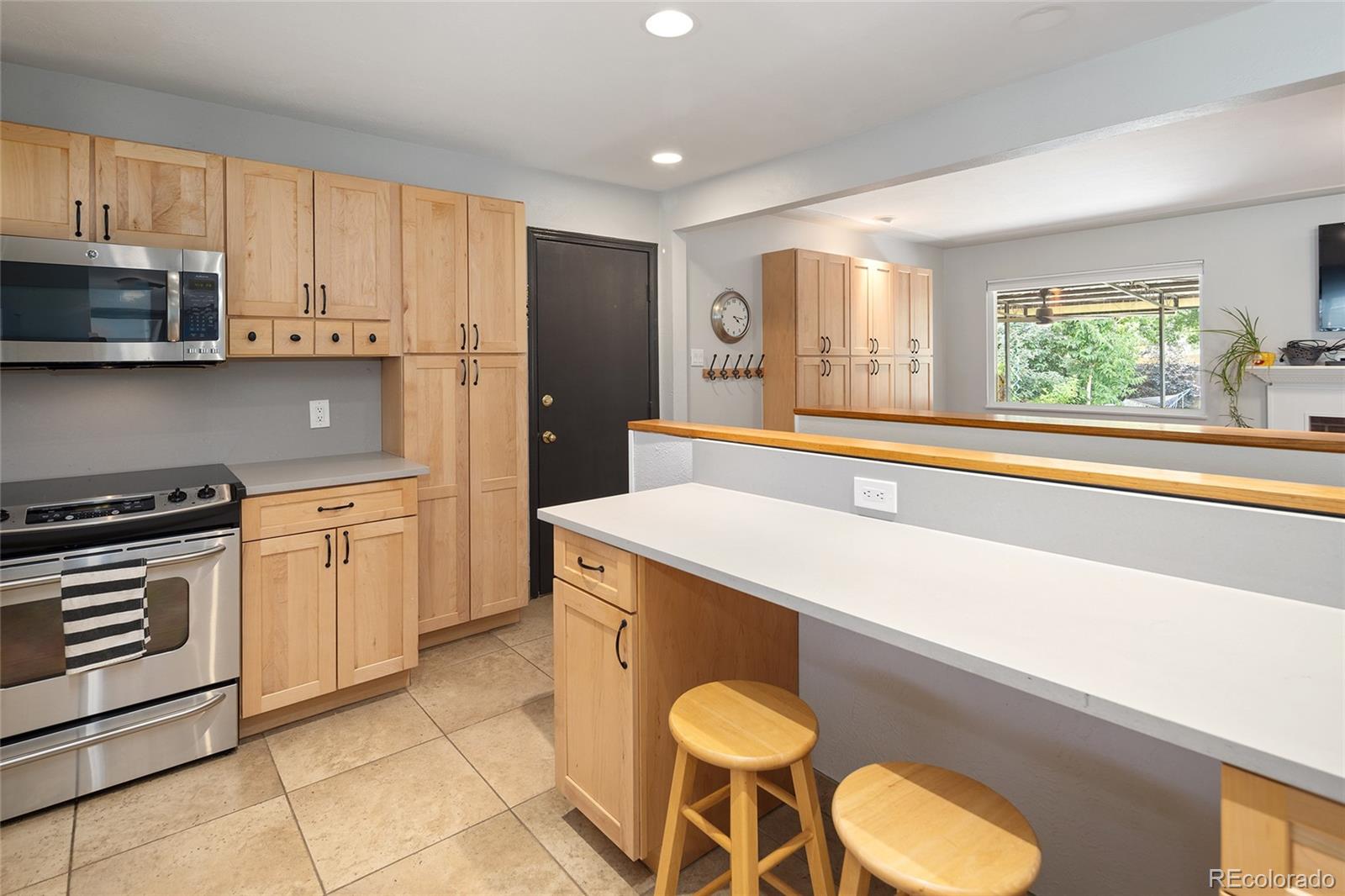 MLS Image #7 for 745 s glencoe street,denver, Colorado